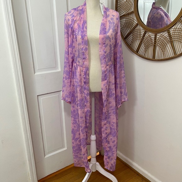 Brave Soul London Other - Lavender Floral Kimono